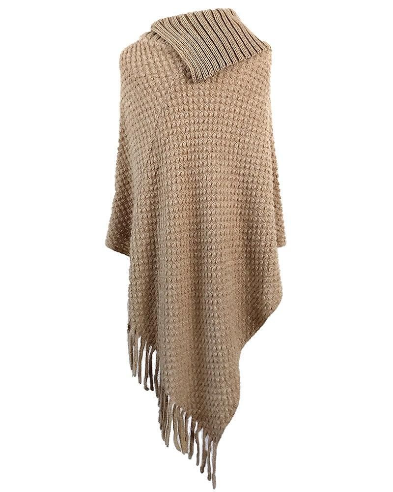 Stylish button-collar poncho in classic wool