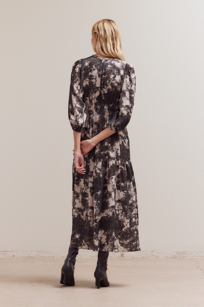 Crinkled Polyester Midi Dress - 3/4 Sleeves, Pockets & Ruched Waist