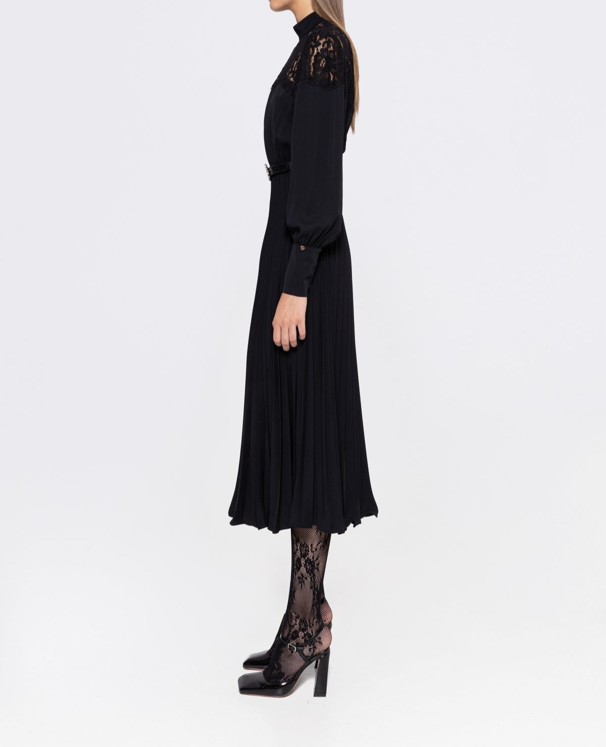 Lace Insert Pleated Midi Dress