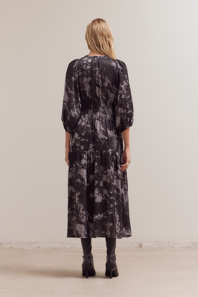 Floral 3/4 sleeve midi dress in fawn from GRADE & GATHER, featuring a vibrant print and relaxed silhouette.