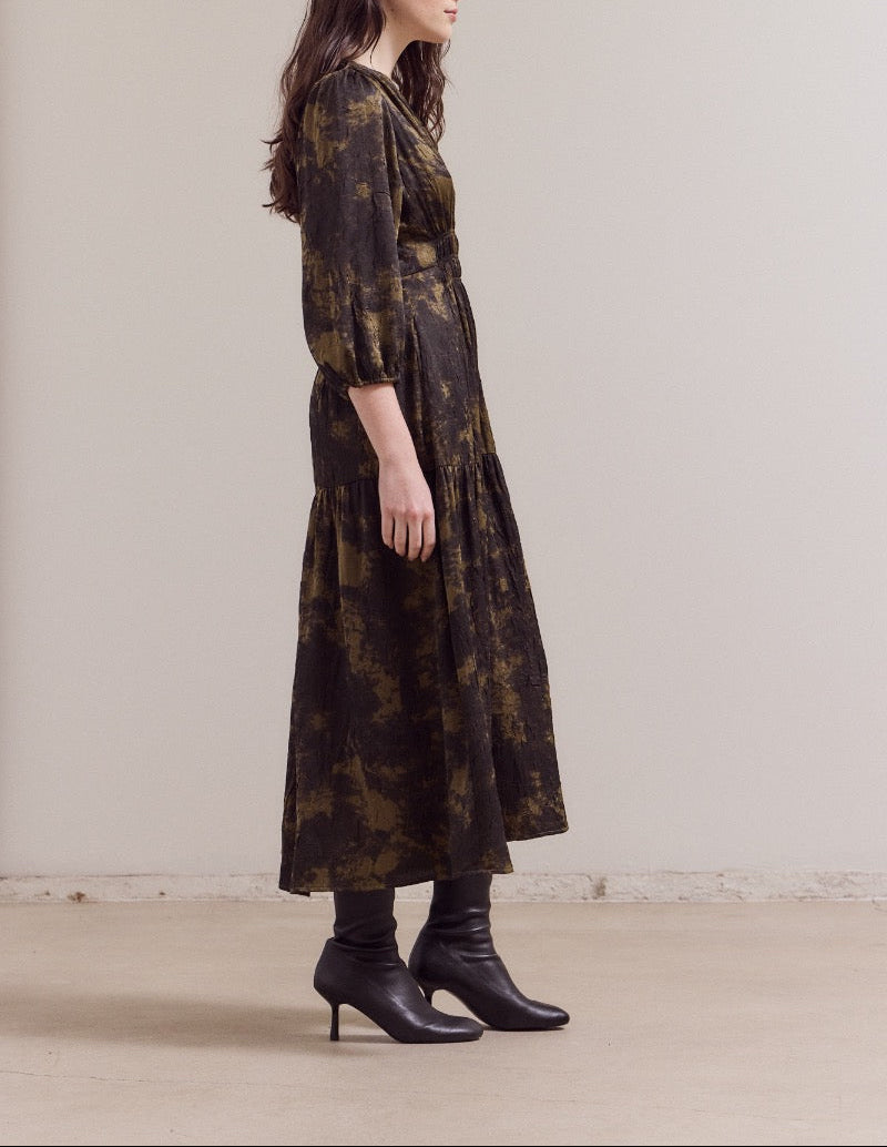 Crinkled Polyester Midi Dress - 3/4 Sleeves, Pockets & Ruched Waist