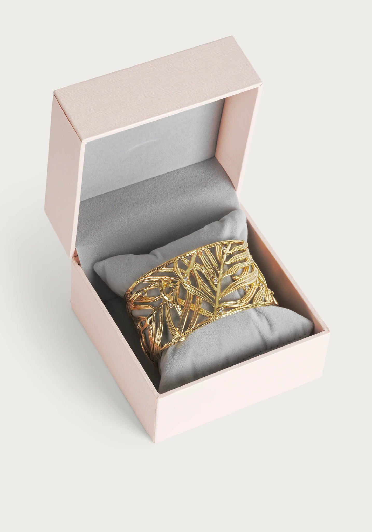 Palm Leaves Cuff - BTK COLLECTIONS