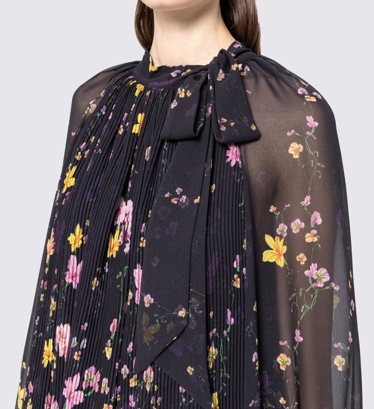 Scarf-detail pleated knee length dress - BTK COLLECTIONS