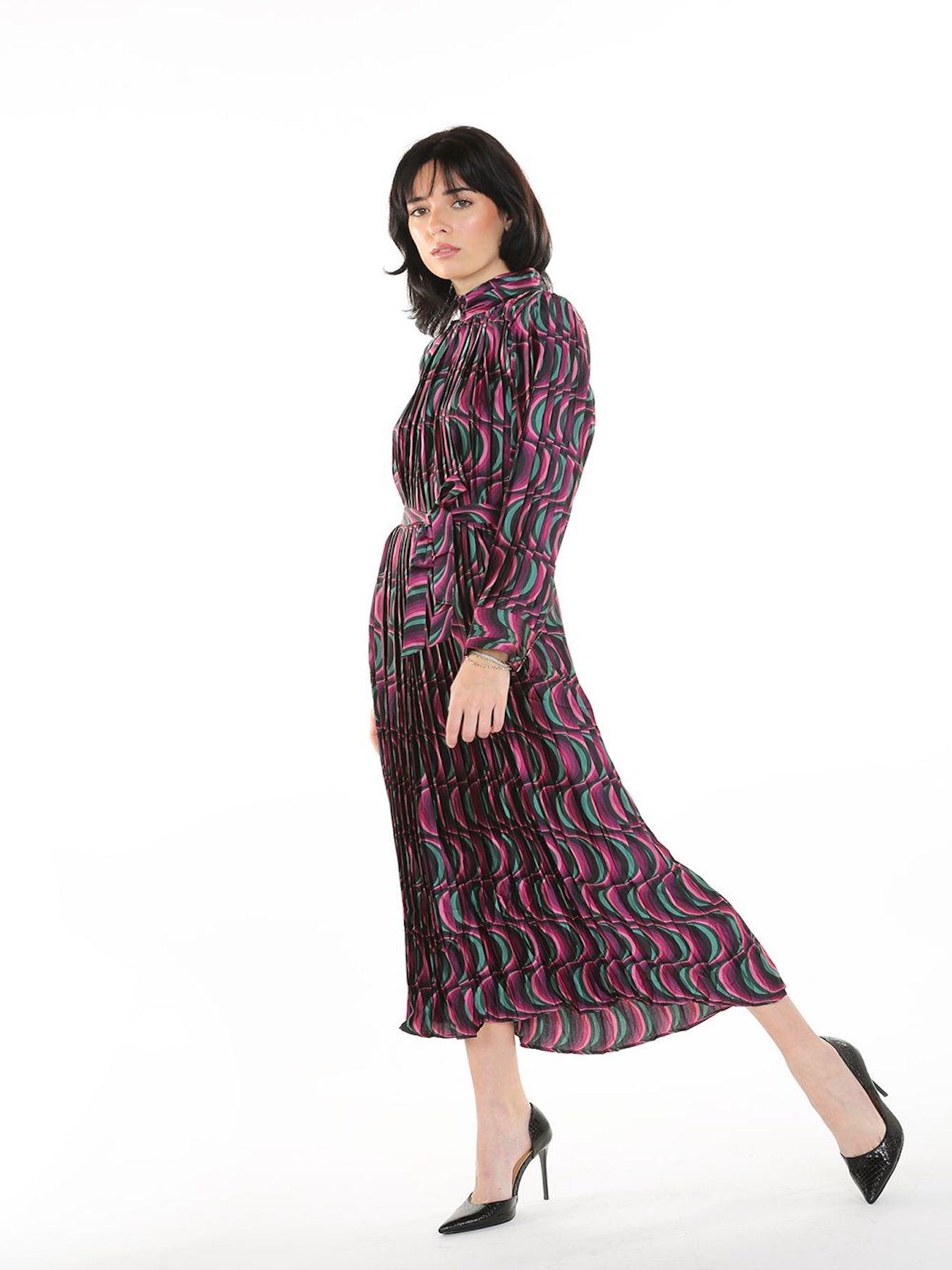 Multi Color Print Pleated Maxi Dress - BTK COLLECTIONS
