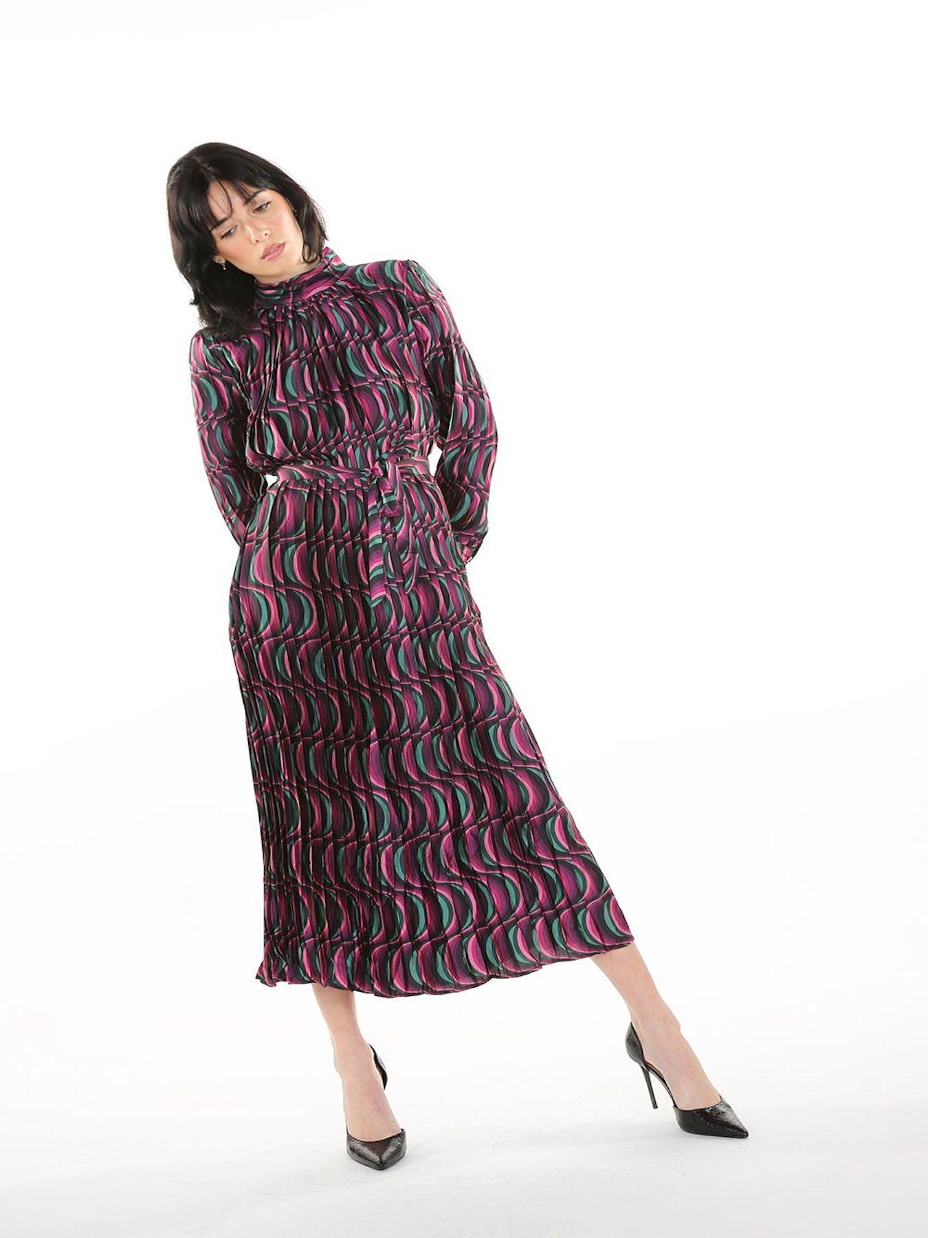Multi Color Print Pleated Maxi Dress - BTK COLLECTIONS