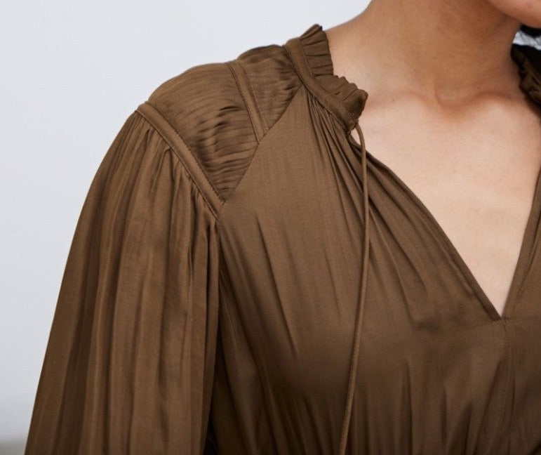 Shoulder Pleat Detail Midi Dress - BTK COLLECTION